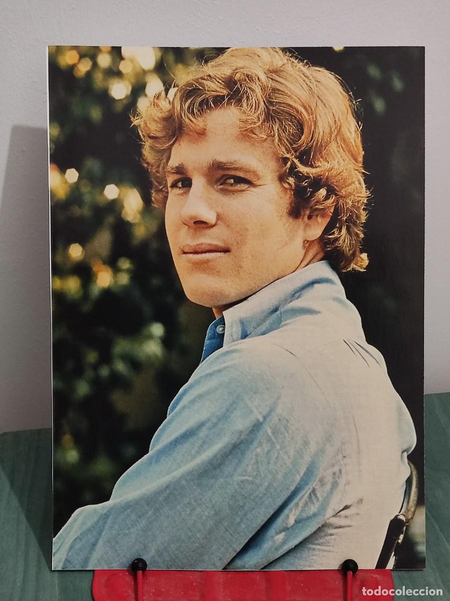 Cine: Ryan O&acute;neal . Ficha A4 revista Accion cine