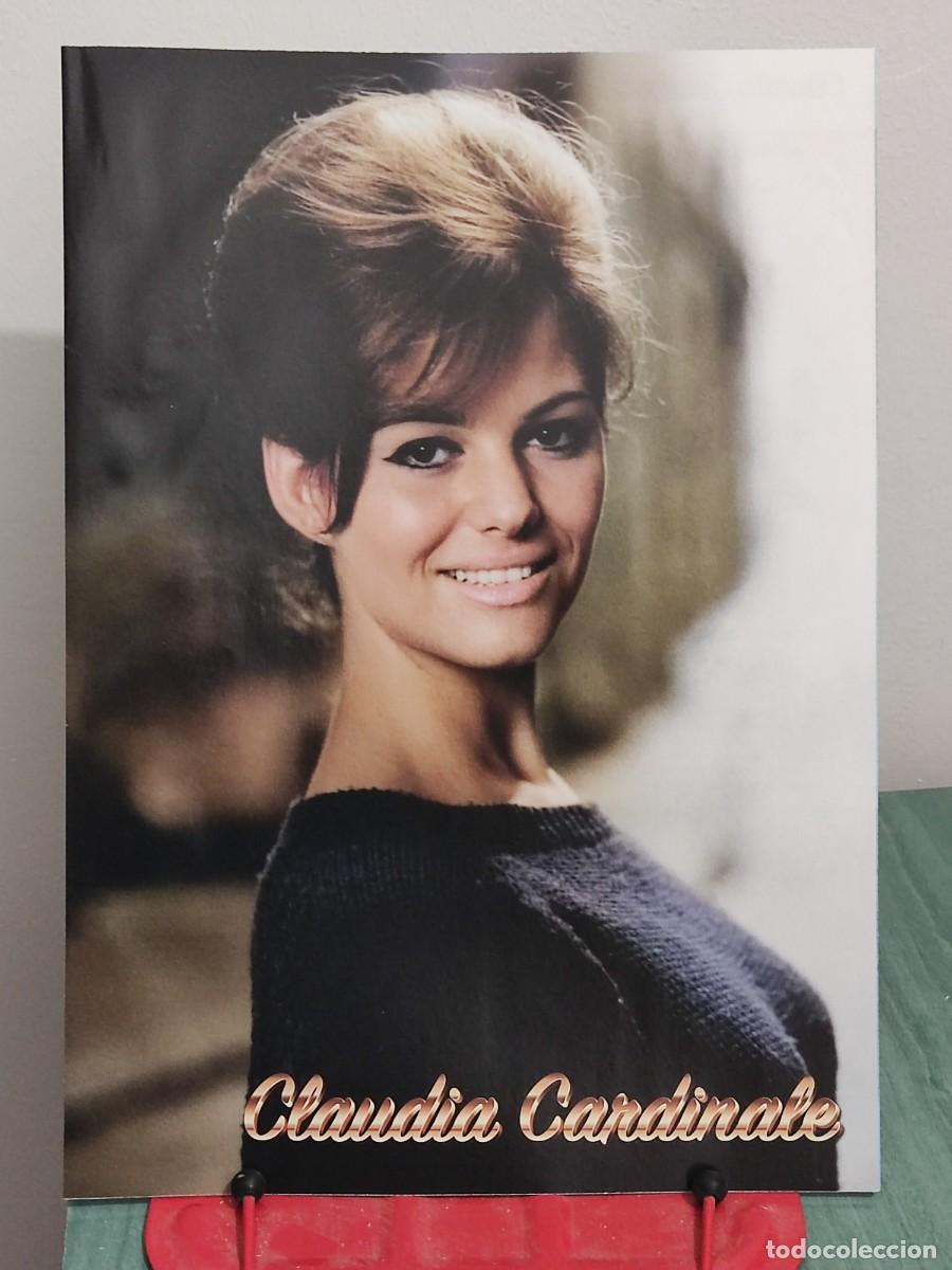 Cine: Claudia Cardinale . Reportaje 8 paginas revista Accion cine
