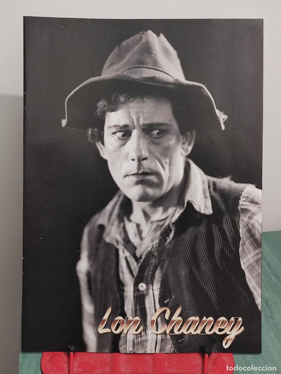 Cine: Lon Chaney . Reportaje 8 paginas revista Accion cine
