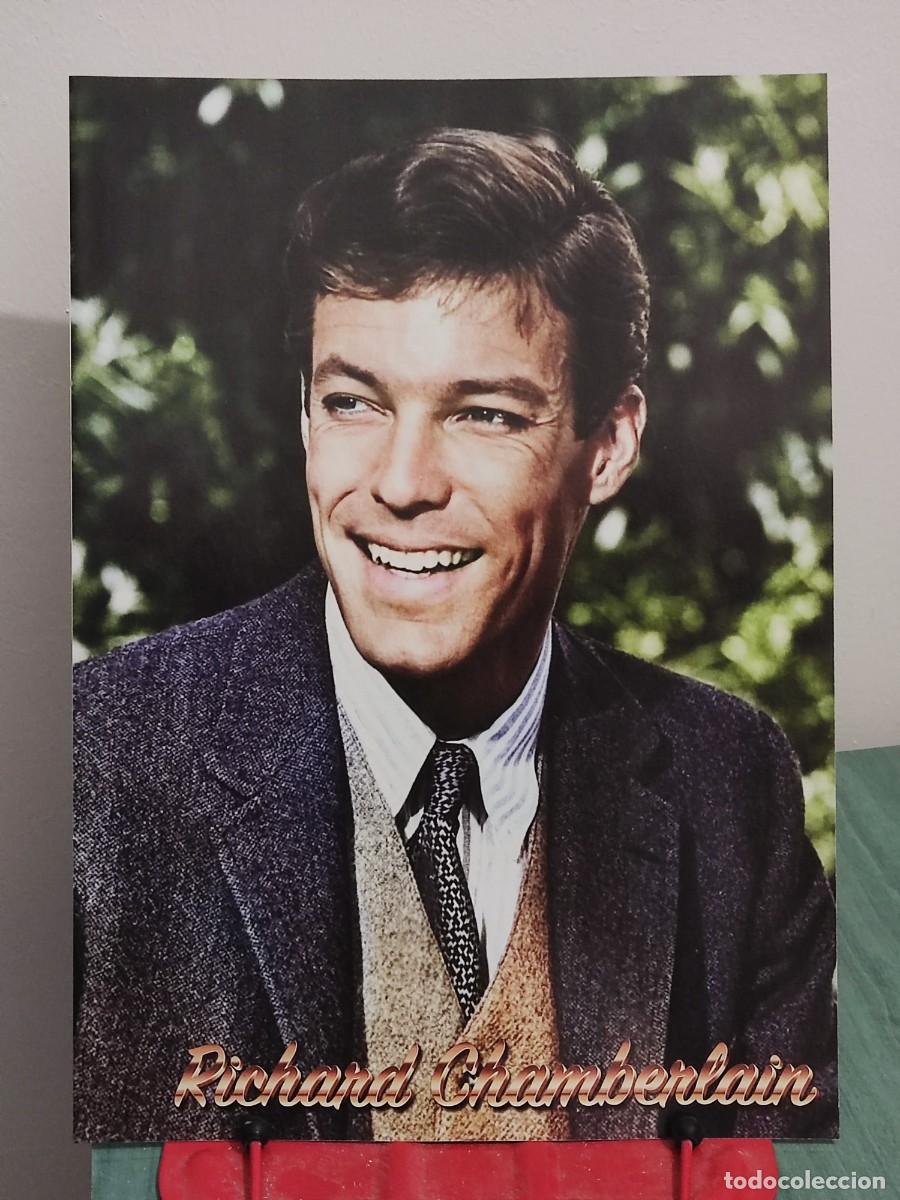Cine: Richard Chamberlain . Reportaje 8 paginas revista Accion cine