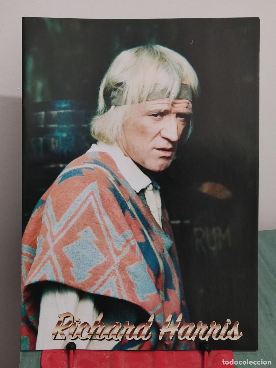 Cine: Richard Harris . Reportaje 8 paginas revista Accion cine
