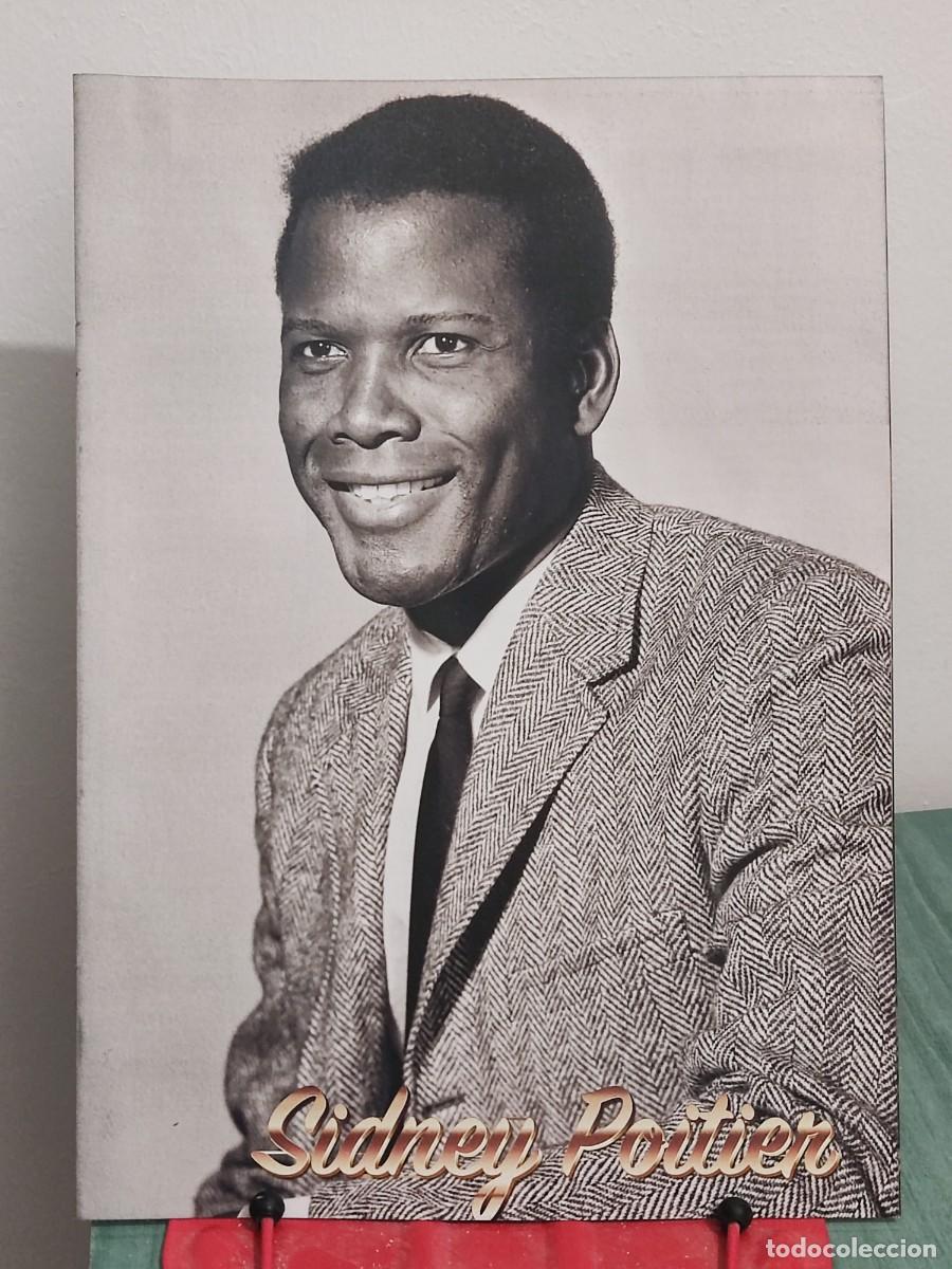 Cine: Sidney Poitier . Reportaje 8 paginas revista Accion cine