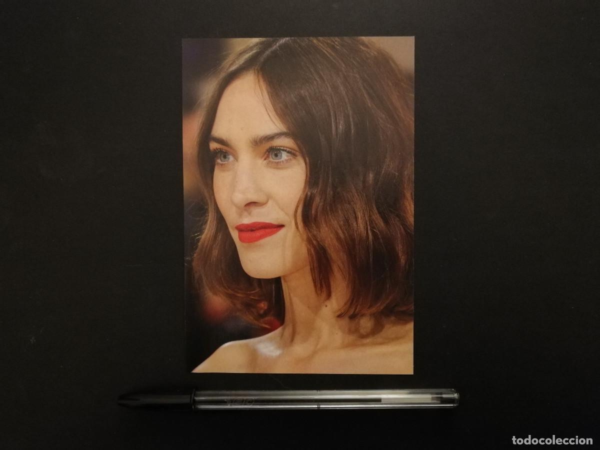 Cine: TARJETA ACARTONADA -10*15- Alexa Chung