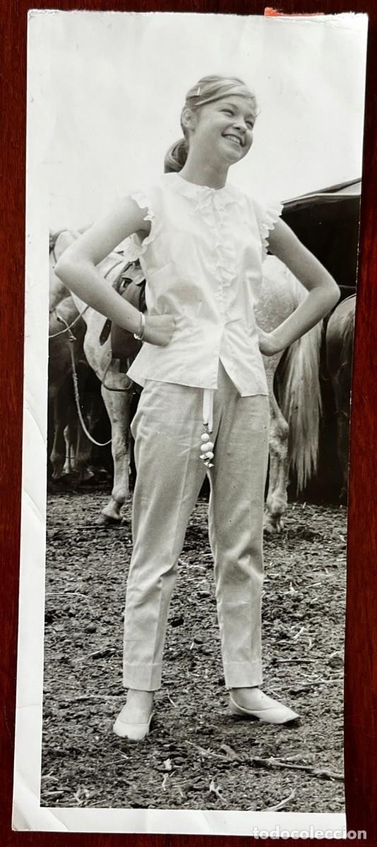 Cine: ANTIGUA FOTOGRAFIA DE MARISOL, PEPA FLORES, 5-1-63 MIDE 21,5 X 8,8 CMS. APROXIMADAMENTE, VER TODAS L