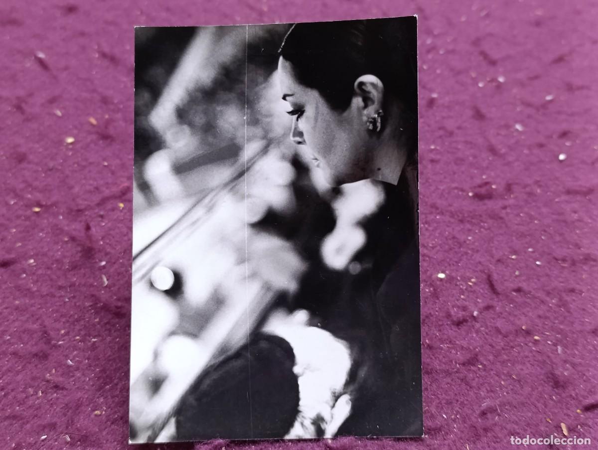 Kino: Sara Montiel, antigua Fotograf&iacute;a de Archivo, 1969, sellos al dorso