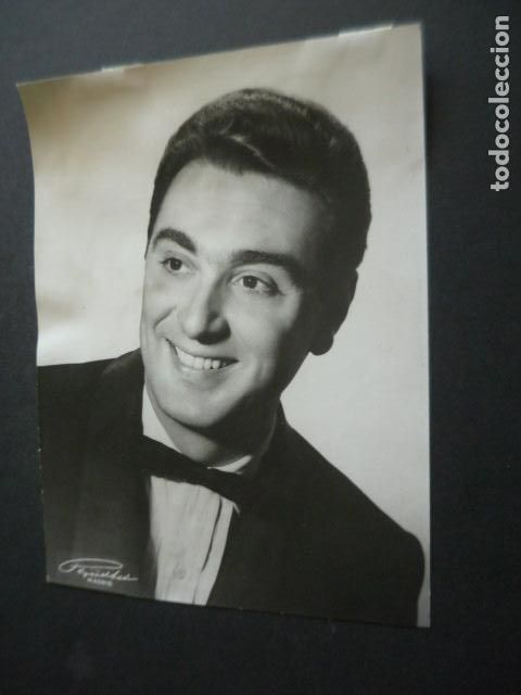 Kino: JUAN RIQUELME ACTOR Y CANTANTE FOTOGRAFIA ORIGINAL 24 X 18 CM
