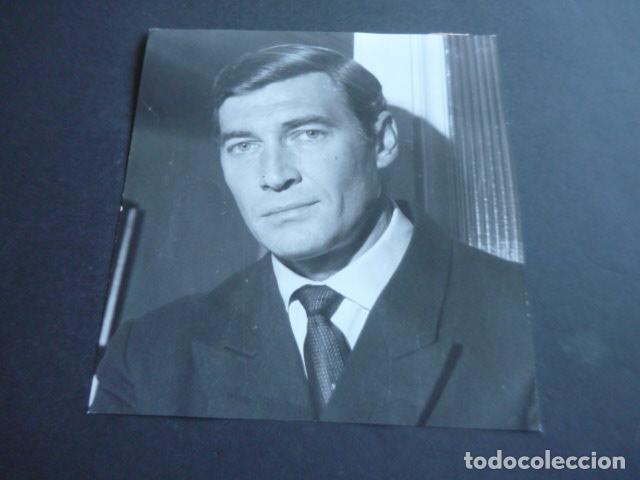 Kino: LUIS DAVILA ACTOR FOTOGRAFIA ORIGINAL 20 X 20 CM