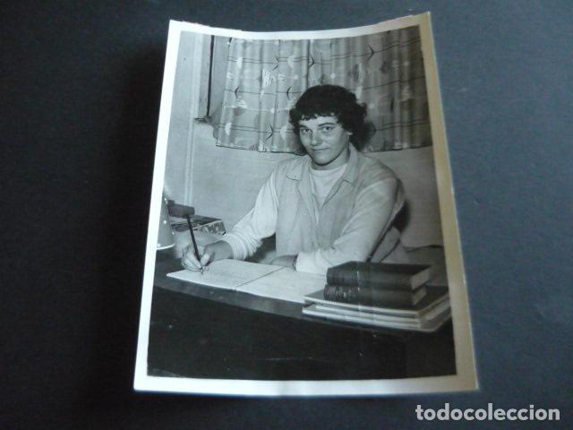 Cin&eacute;ma: LAWRENCE OLIVIER ACTOR SOBRINA ANTIGUA FOTOGRAFIA ORIGINAL 15 X 20,5 CM