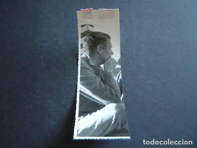 Cinema: LAURENCE OLIVIER ACTOR EN TORREMOLINOS ANTIGUA FOTOGRAFIA ORIGINAL 5,5 X 18 CM