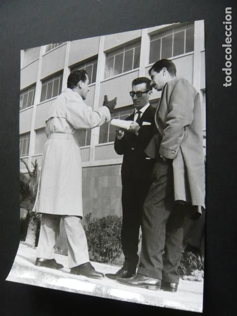 Kino: ALBERTO SORDI ACTOR ANTIGUA FOTOGRAFIA ORIGINAL 18 X 24 CM
