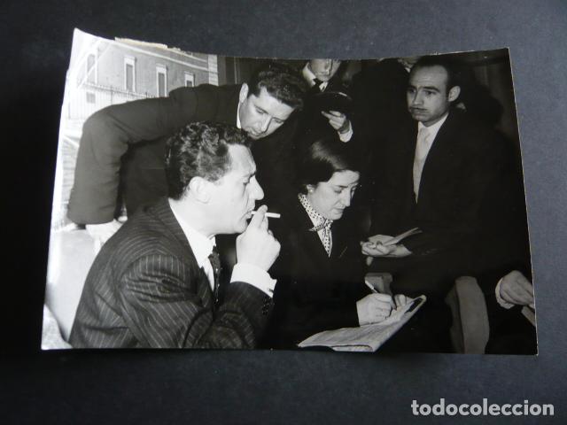 Kino: ALBERTO SORDI ACTOR ANTIGUA FOTOGRAFIA ORIGINAL 12 X 17 CM