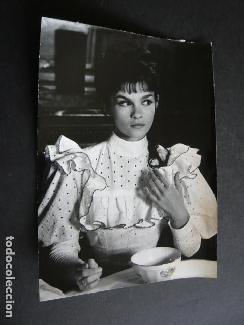 Cinema: GENEVIEVE BUJOLD ACTRIZ ANTIGUA FOTOGRAFIA ORIGINAL 18 X 13 CM