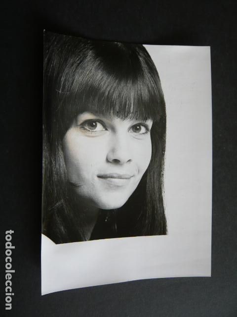 Cinema: GENEVIEVE BUJOLD ACTRIZ ANTIGUA FOTOGRAFIA ORIGINAL 18 X 13 CM