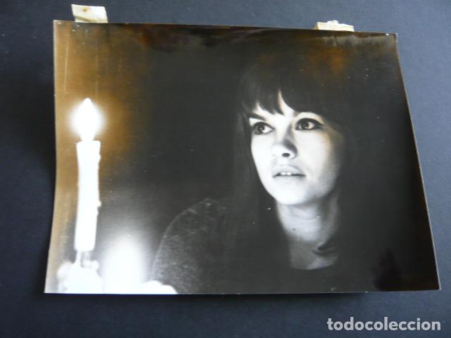 Kino: GENEVIEVE BUJOLD ACTRIZ ANTIGUA FOTOGRAFIA ORIGINAL 18 X 24 CM