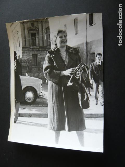 Kino: YVONNE ZELENKOVA ACTRIZ ANTIGUA FOTOGRAFIA ORIGINAL 17 X 22 CM