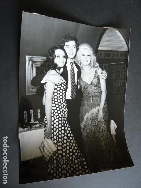 Cinema: ROCIO DURCAL CANTANTE ACTRIZ CON FANNY CANO ANTIGUA FOTOGRAFIA ORIGINAL 24 X 18 CM