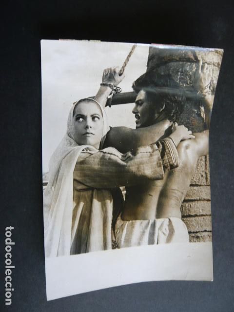 Kino: JOHN SAXON Y SUSAN KONER ACTORES ANTIGUA FOTOGRAFIA ORIGINAL 12 X 18 CM