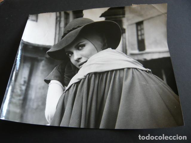 Kino: TERESA VELAZQUEZ ACTRIZ ANTIGUA FOTOGRAFIA ORIGINAL 25 X 20 CM