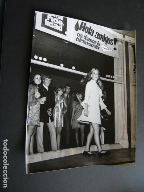 Cinema: MARTA BAIZAN ACTRIZ EN TORRELODONES ANTIGUA FOTOGRAFIA ORIGINAL 24 X 18 CM