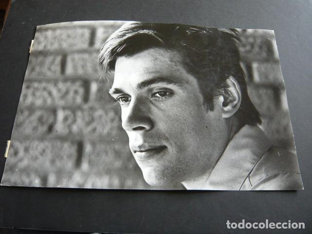 Cine: JUAN CARLOS MORENO ACTOR ANTIGUA FOTOGRAFIA ORIGINAL 20 X 30 CM