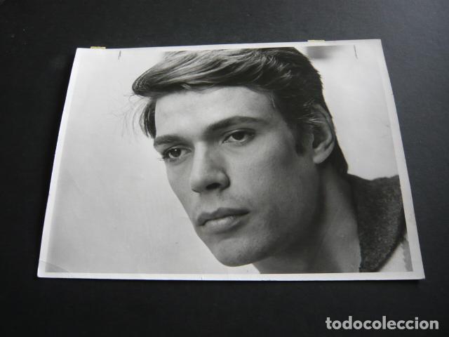 Kino: JUAN CARLOS MORENO ACTOR ANTIGUA FOTOGRAFIA ORIGINAL 18 X 24 CM