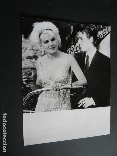 Cinema: JUAN CARLOS MORENO ACTOR CON CARROL BAKER ANTIGUA FOTOGRAFIA ORIGINAL 18 X 22 CM