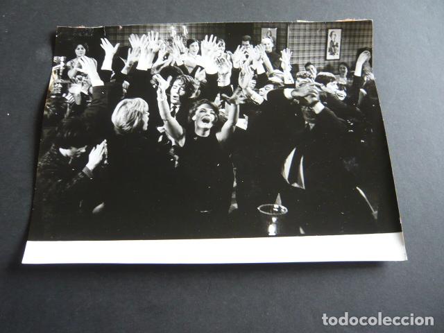 Cine: PETER O'TOOLE ACTOR ANTIGUA FOTOGRAFIA ORIGINAL 18 X 24 CM