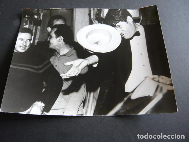 Cine: PETER O'TOOLE ACTOR ANTIGUA FOTOGRAFIA ORIGINAL 18 X 24 CM