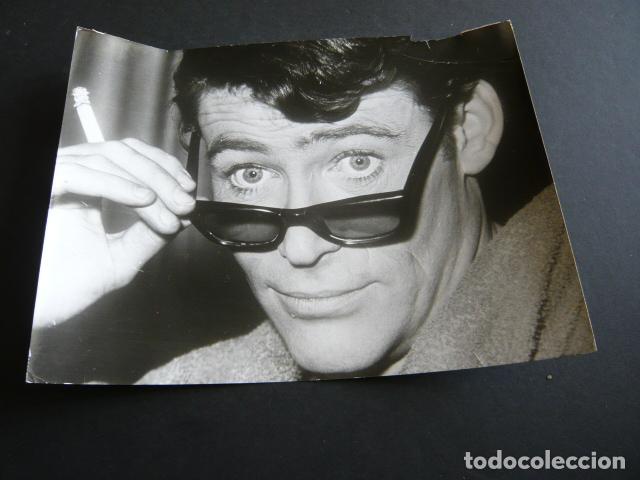 Cine: PETER O'TOOLE ACTOR ANTIGUA FOTOGRAFIA ORIGINAL 18 X 24 CM