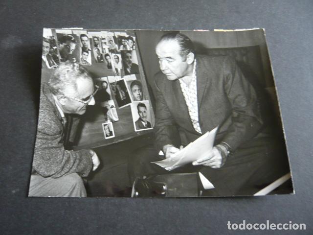 Cine: BRODERICK CRAWFORD ACTOR EN MADRID ANTIGUA FOTOGRAFIA ORIGINAL 18 X 13 CM