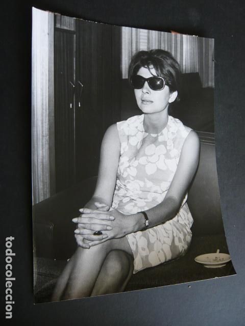 Cin&eacute;ma: SORAYA ESFANDIARI ACTRIZ ANTIGUA FOTOGRAFIA ORIGINAL 18 X 24 CM