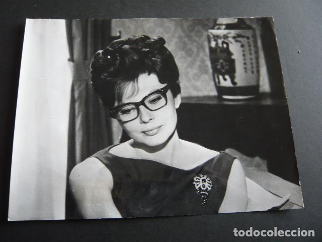Cin&eacute;ma: SORAYA ESFANDIARI ACTRIZ ANTIGUA FOTOGRAFIA ORIGINAL 18 X 24 CM