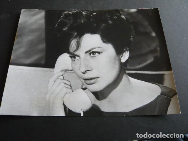 Cin&eacute;ma: SORAYA ESFANDIARI ACTRIZ ANTIGUA FOTOGRAFIA ORIGINAL 18 X 24 CM