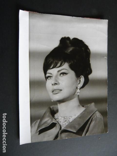 Cin&eacute;ma: SORAYA ESFANDIARI ACTRIZ ANTIGUA FOTOGRAFIA ORIGINAL 18 X 24 CM