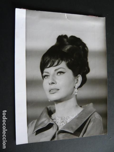 Cin&eacute;ma: SORAYA ESFANDIARI ACTRIZ ANTIGUA FOTOGRAFIA ORIGINAL 18 X 24 CM