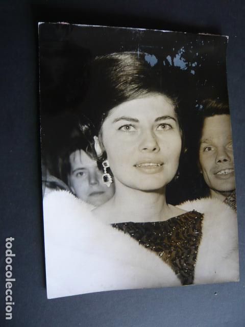 Cinema: SORAYA ESFANDIARI ACTRIZ ANTIGUA FOTOGRAFIA ORIGINAL 18 X 24 CM