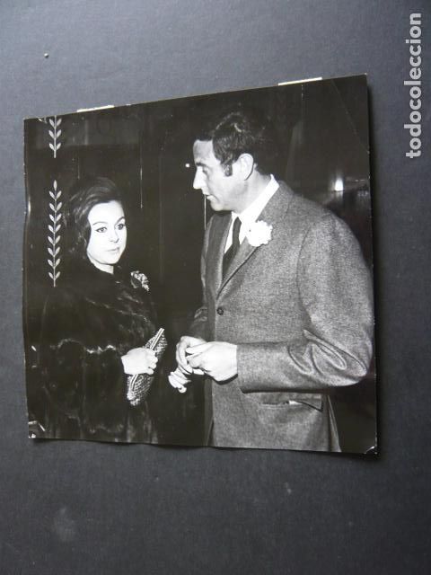 Cin&eacute;ma: LUCIA PRADO ACTRIZ CON ARTURO FERNANDEZ ANTIGUA FOTOGRAFIA ORIGINAL 18 X 19 CM