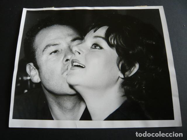 Cine: LUCIA PRADO ACTRIZ CON ANTONIO AGUILAR ANTIGUA FOTOGRAFIA ORIGINAL 20 X 25 CM