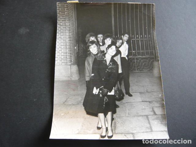 Cinema: PILAR CLEMENS DINA LOI JOSE SEONE CRISTINA GALBO ACTRICES ANTIGUA FOTOGRAFIA ORIGINAL 18 X 23 CM