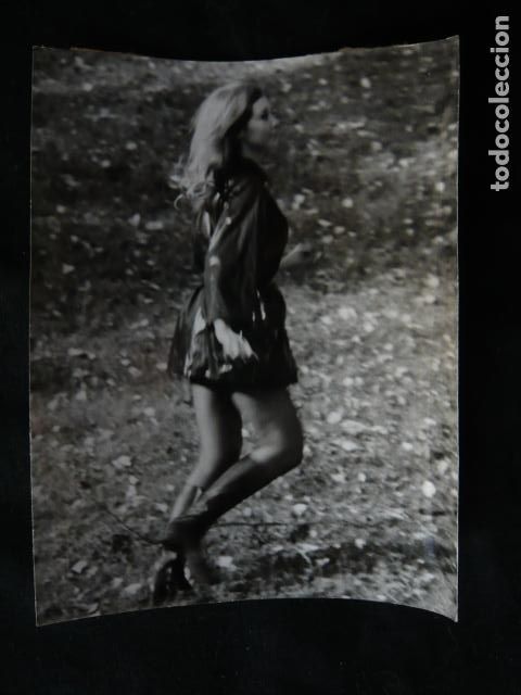 Kino: CLAUDE GRAVY ACTRIZ ANTIGUA FOTOGRAFIA ORIGINAL 10 X 12.5 CM
