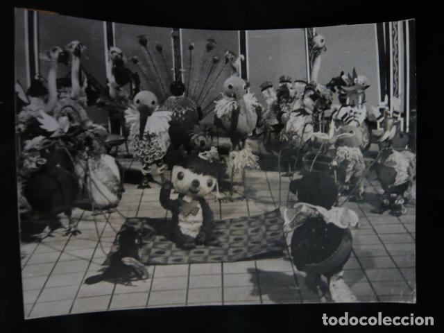 Cinema: UN GLOBO DOS GLOBOS TRES GLOBOS PROGRAMA INFANTIL TVE ANTIGUA FOTOGRAFIA ORIGINAL 18 X 13 CM