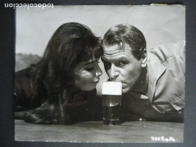 Cine: O. W. FISHER ACTOR EN MADRID ANTIGUA FOTOGRAFIA ORIGINAL 18 X 24 CM