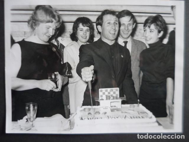 Kino: ARNOLD WESKER ACTOR ANTIGUA FOTOGRAFIA ORIGINAL 21 X 15 CM