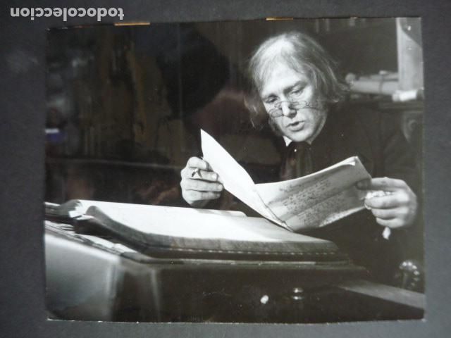 Kino: ALBERT FINNEY ACTOR ANTIGUA FOTOGRAFIA ORIGINAL 18 X 24 CM
