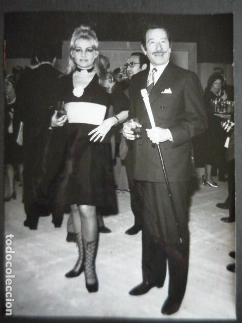 Cine: MIGUEL DEL CASTILLO ACTOR CON MARI LUZ DE MANZANOS ANTIGUA FOTOGRAFIA ORIGINAL 18 X 24 CM