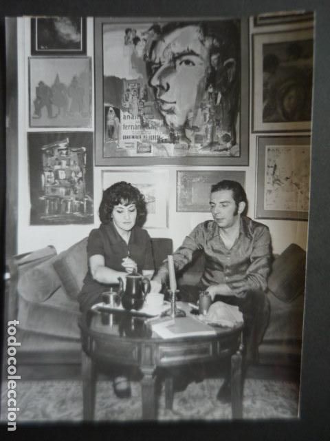 Cine: JUAN JOSE ALONSO MILLAN ACTOR CON EVA JARDIEL PONCELA ANTIGUA FOTOGRAFIA ORIGINAL 24 X 18 CM