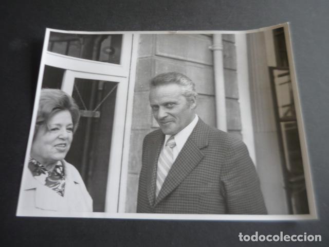 Cin&eacute;ma: ISABEL GARCES ACTRIZ CON CONSTANTIN ANATOLL ACTOR ANTIGUA FOTOGRAFIA ORIGINAL 18 X 24 CM