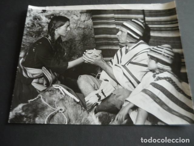 Cin&eacute;ma: PAULA MARTEL ACTRIZ CON VIRGILIO TEIXEIRA ANTIGUA FOTOGRAFIA ORIGINAL 21 X 26 CM