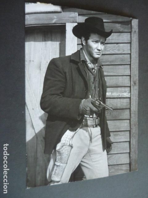 Kino: HUGO BLANCO ACTOR ANTIGUA FOTOGRAFIA ORIGINAL 18 X 24 CM