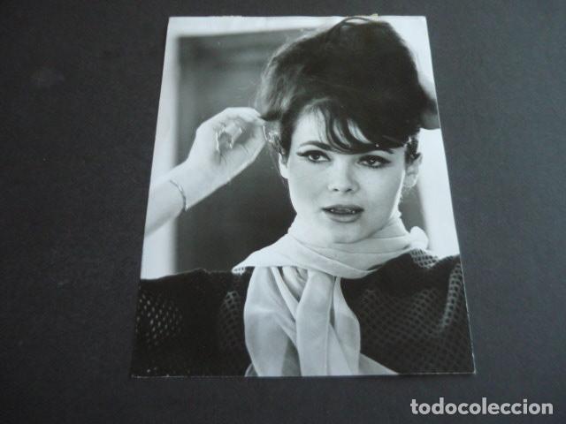 Cinema: GILA GOLAN ACTRIZ ANTIGUA FOTOGRAFIA ORIGINAL 16 X 22 CM